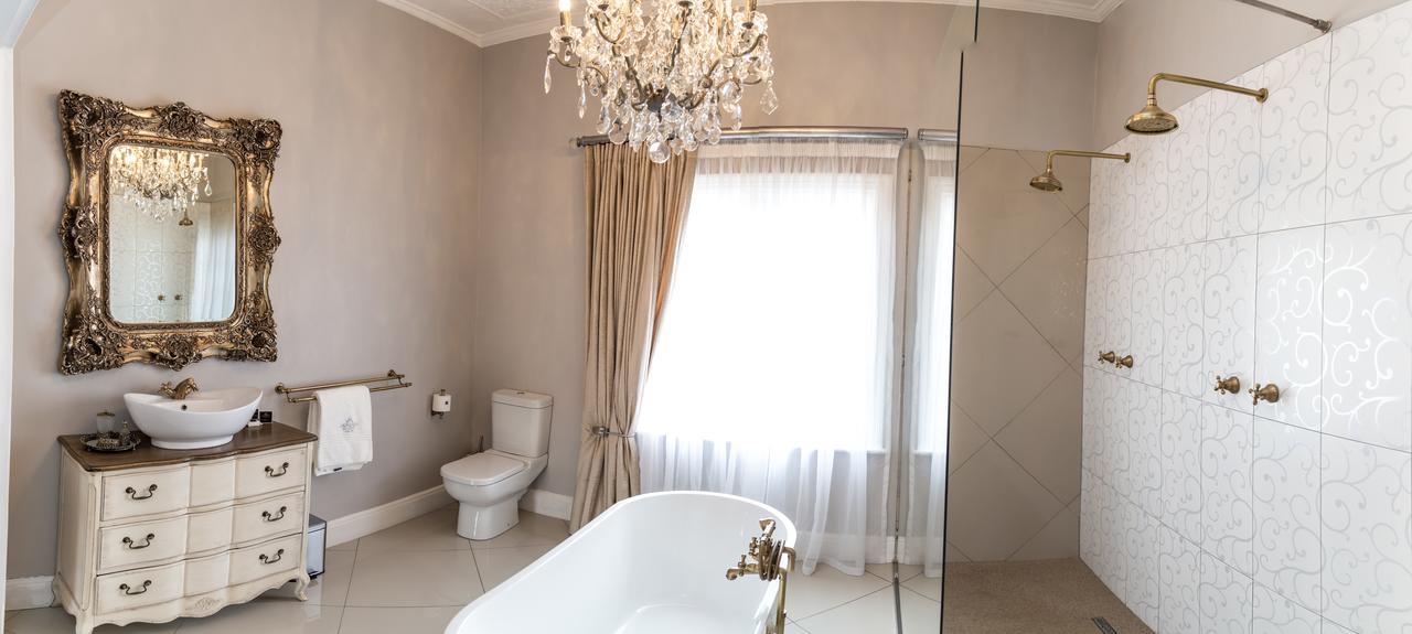 The Kingsman Boutique Hotel Burgersdorp エクステリア 写真